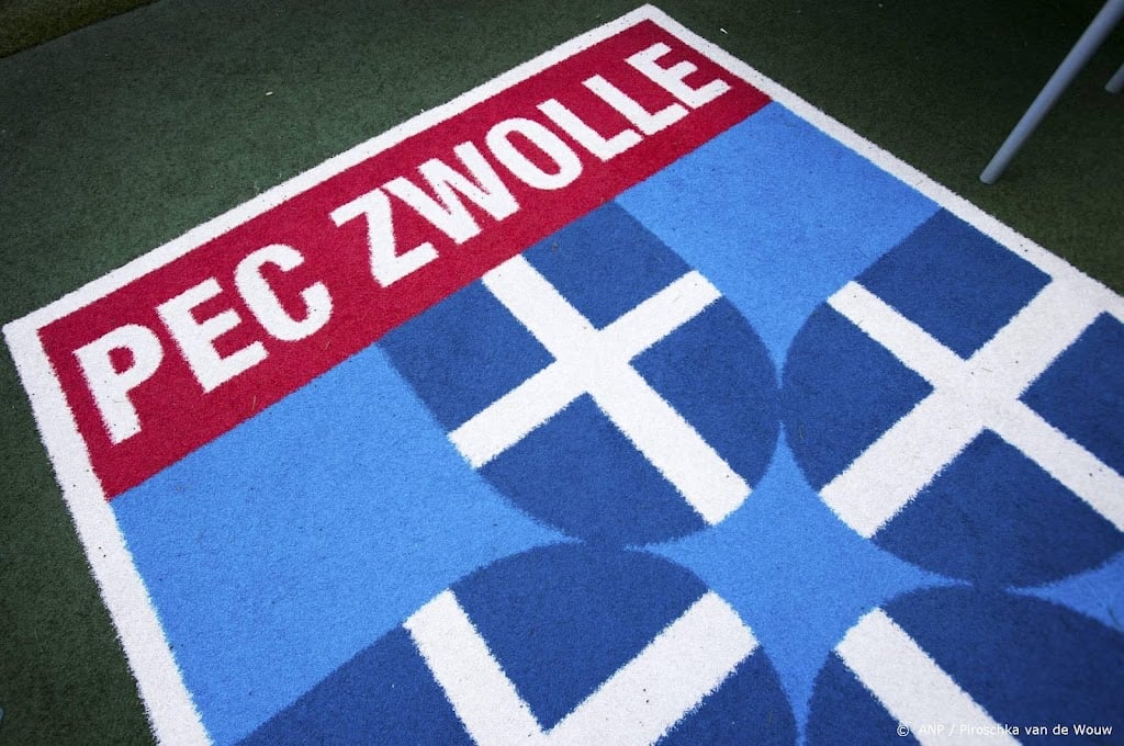PEC Zwolle zegt contracten van zes spelers op