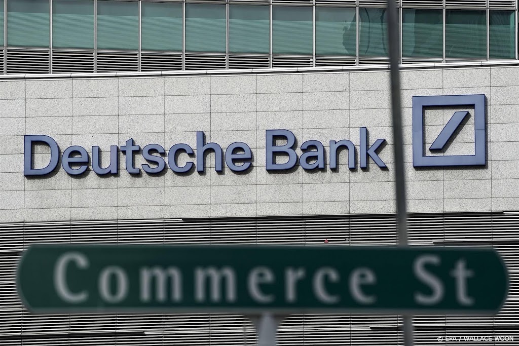 Bankenonrust nog niet voorbij op beurs, Deutsche Bank hard omlaag