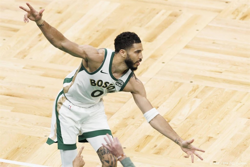 Negende zege op rij voor basketballers Boston Celtics in NBA