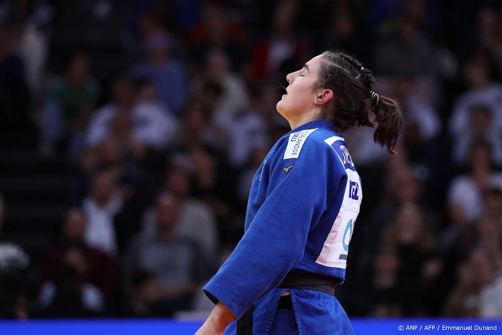 Judoka Steenhuis grijpt naast tweede Grand Slam-titel van het jaar