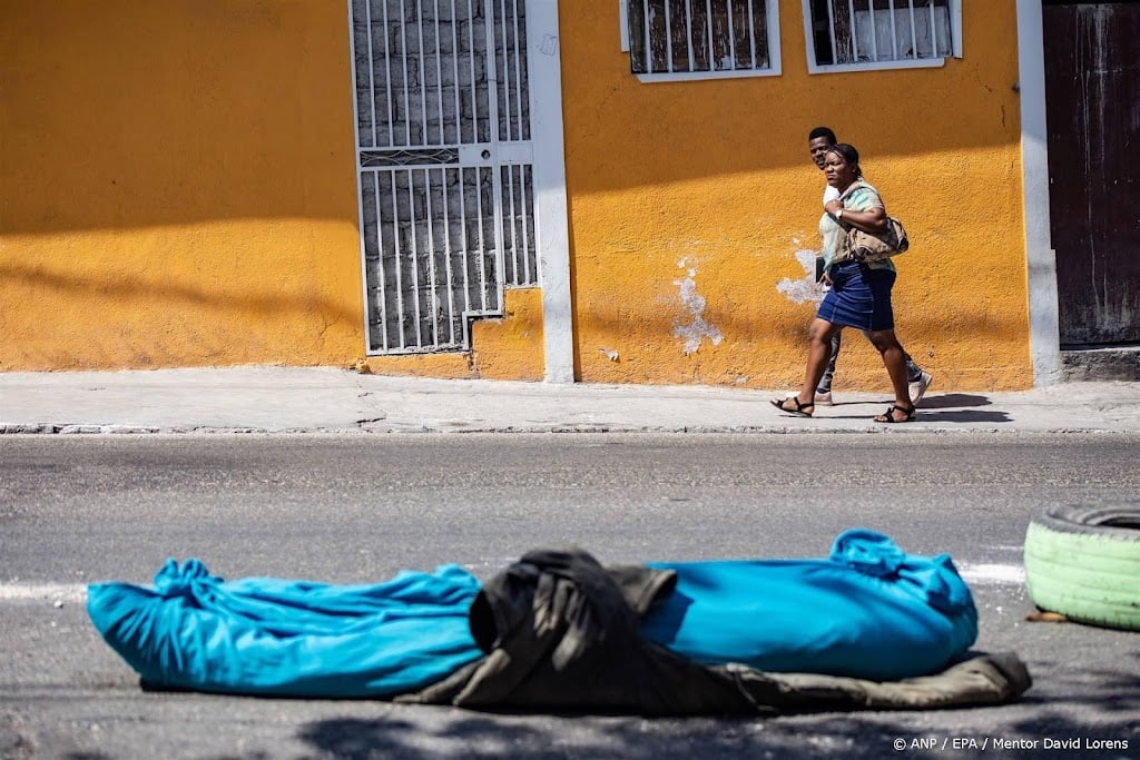 Frankrijk zet speciale evacuatievluchten in naar Haïti