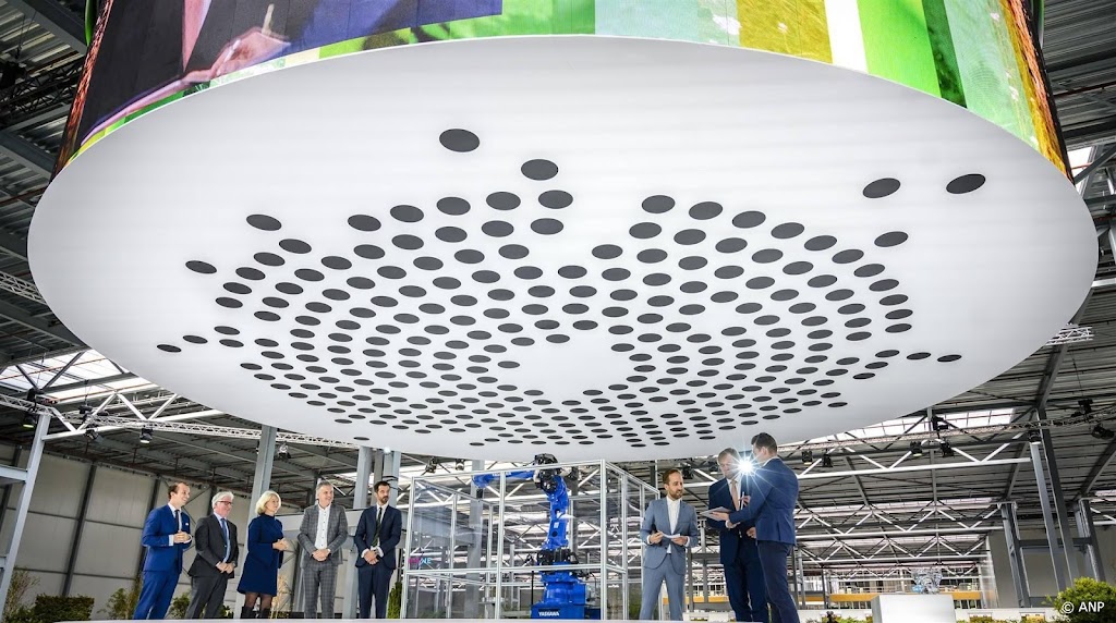 Gemeente Eindhoven officieel nieuwe eigenaar Brainport-campus
