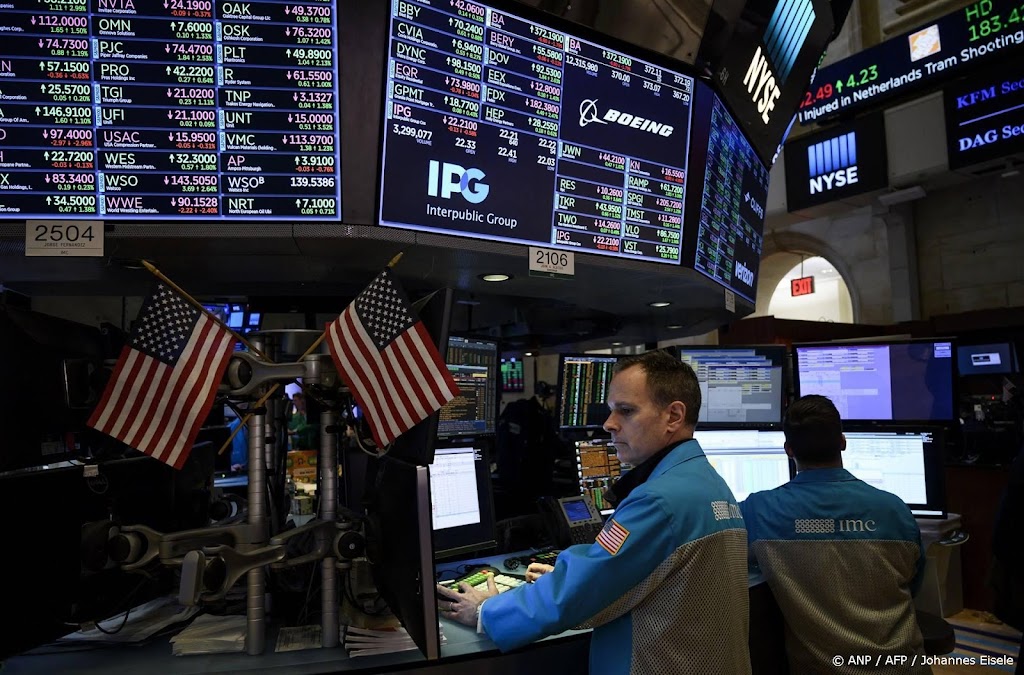 Wall Street verder omhoog, Tesla toont fors herstel