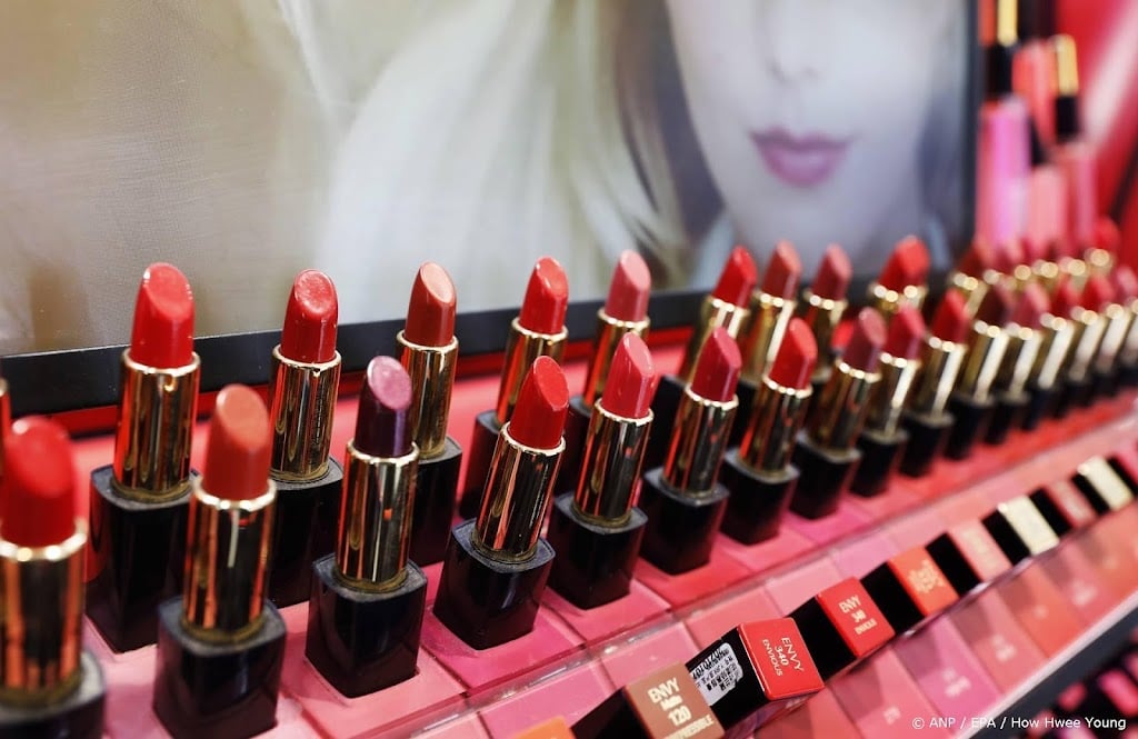 Estée Lauder in overnamegesprek met eigenaar Jean Paul Gaultier  