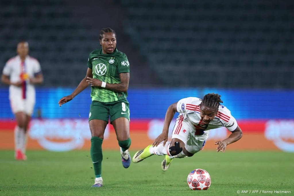 Beerensteyn bezorgt Wolfsburg zege op Olympique Lyon
