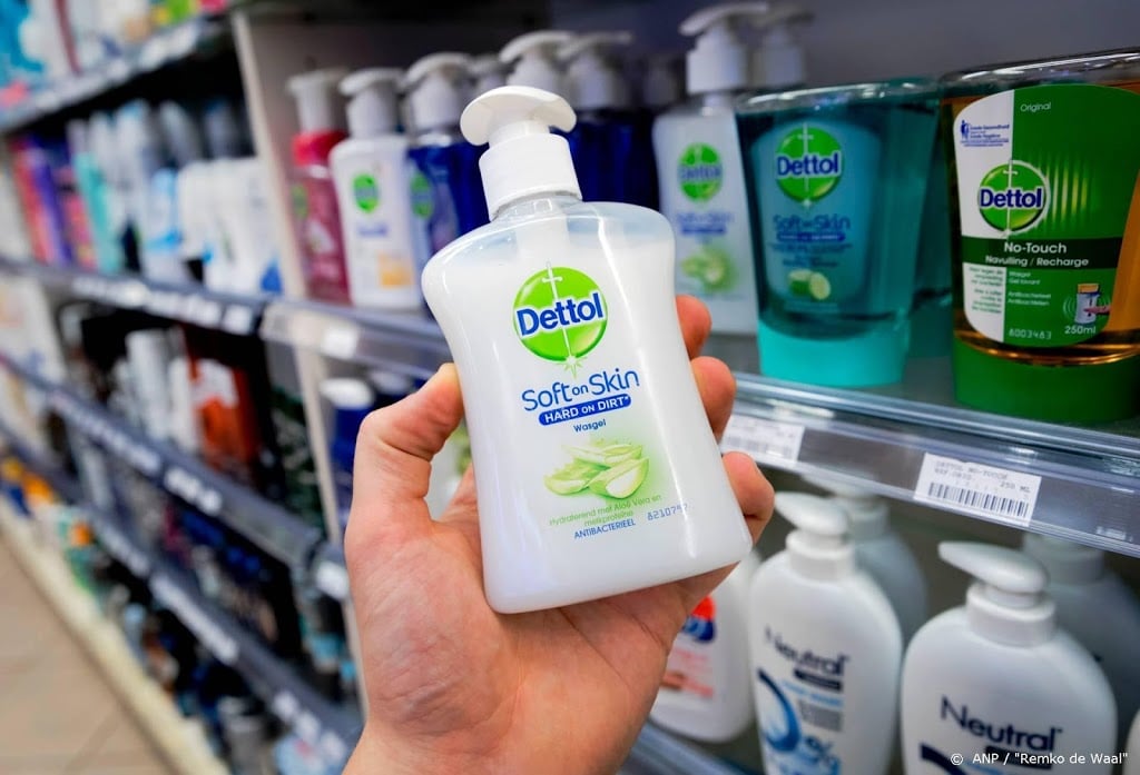 Dettol-maker waarschuwt middel niet te injecteren of te drinken