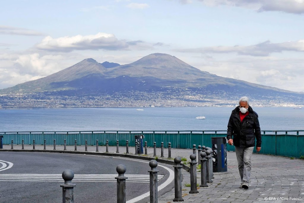 'Italië heft coronalockdown op in 4 weken'