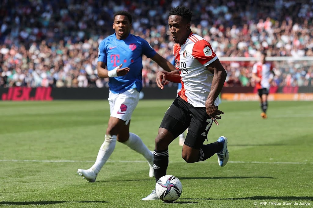 Feyenoord wint van Utrecht en loopt weer uit op Twente