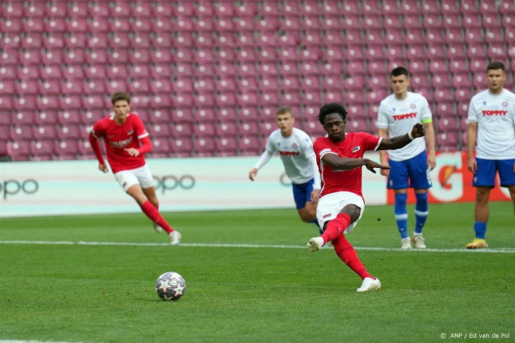 AZ-aanvaller Addai trots op beste jeugdploeg van Europa