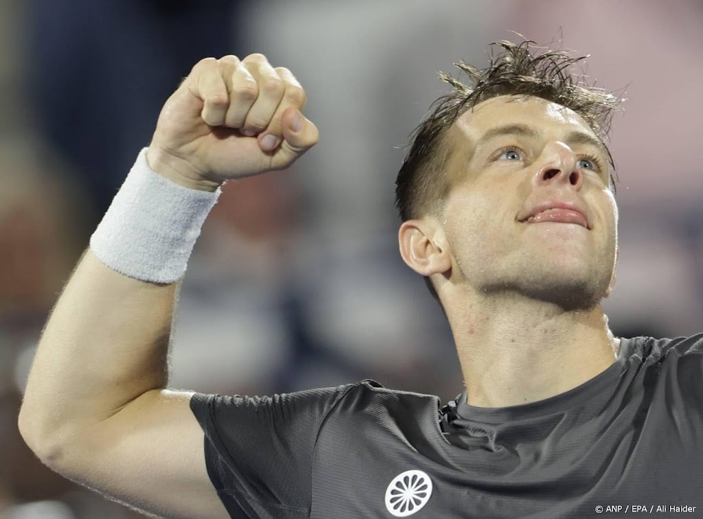 Griekspoor boekt eerste gravelzege van het seizoen in Madrid