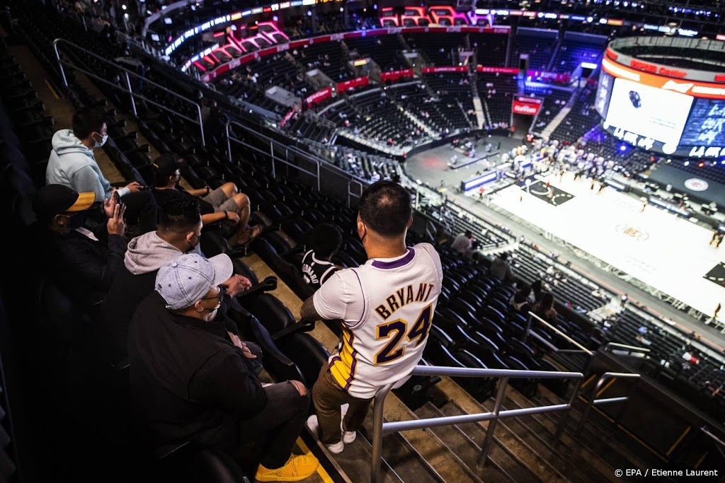 Basketballers Lakers en Utah Jazz op achterstand in play-offs