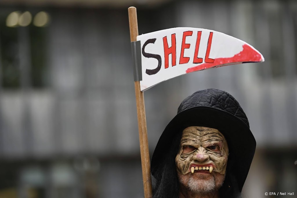 Tv-zender: arrestaties bij Shell-vergadering in Londen