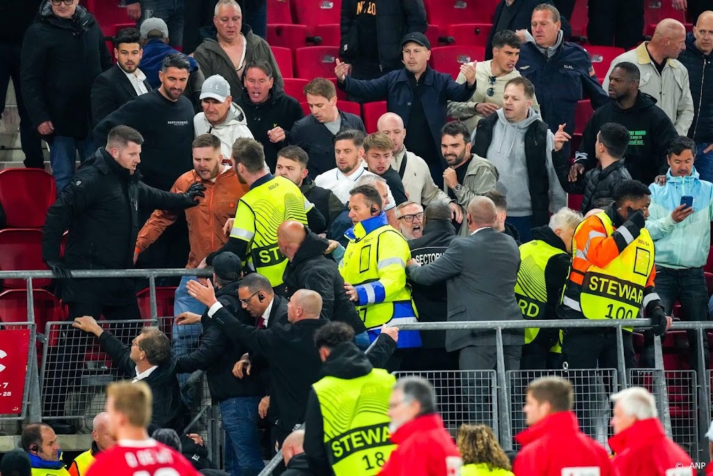 Vier AZ-supporters melden zich na uitzending Opsporing Verzocht