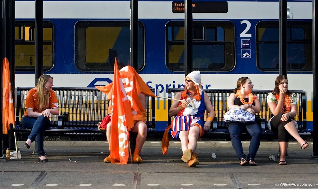 NS: meer treinreizigers naar Duitsland rond wedstrijden Oranje