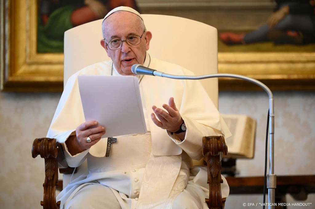 Paus schrijft dankbrief aan handbiker in coma Zanardi