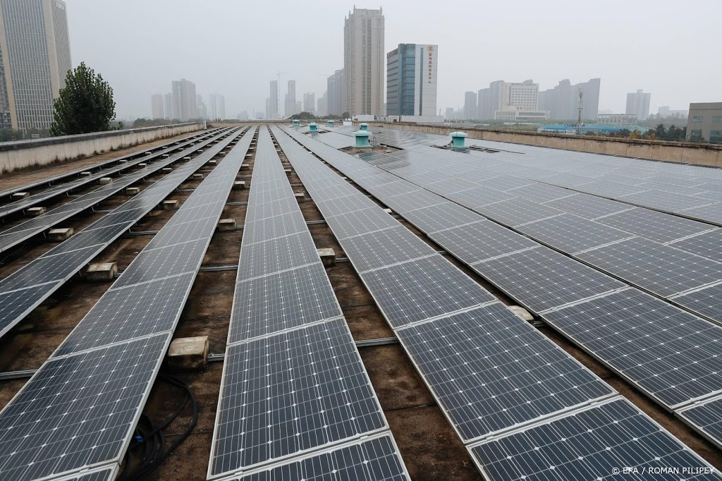 'VS leggen import grondstoffen zonnepanelen uit China aan banden'