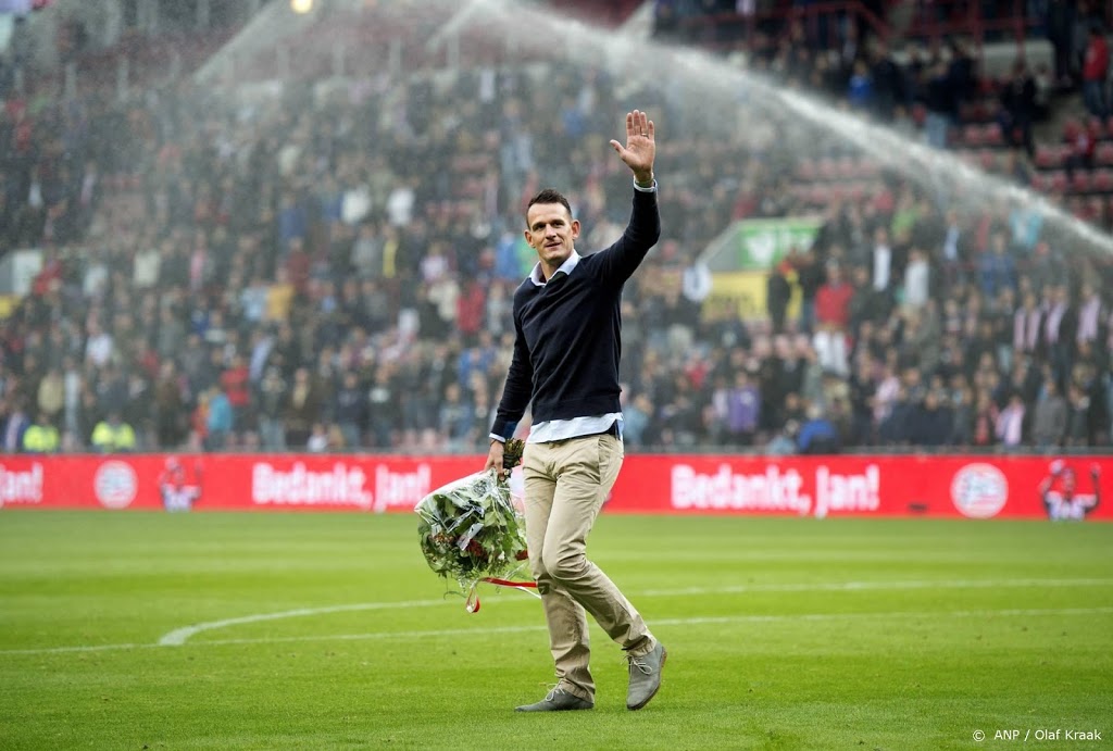 Vennegoor of Hesselink manager voetbalzaken bij PSV
