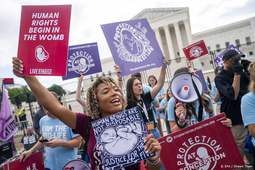 Trump prijst abortusbesluit Hooggerechtshof VS