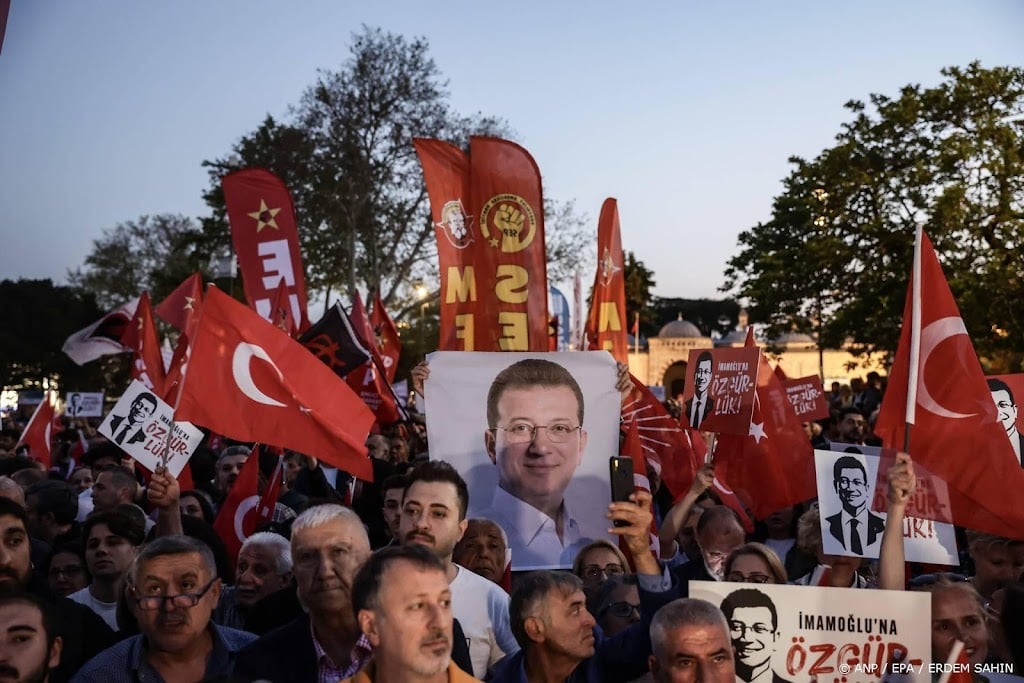 Nieuwe aanklacht tegen gevangen burgemeester van Istanbul
