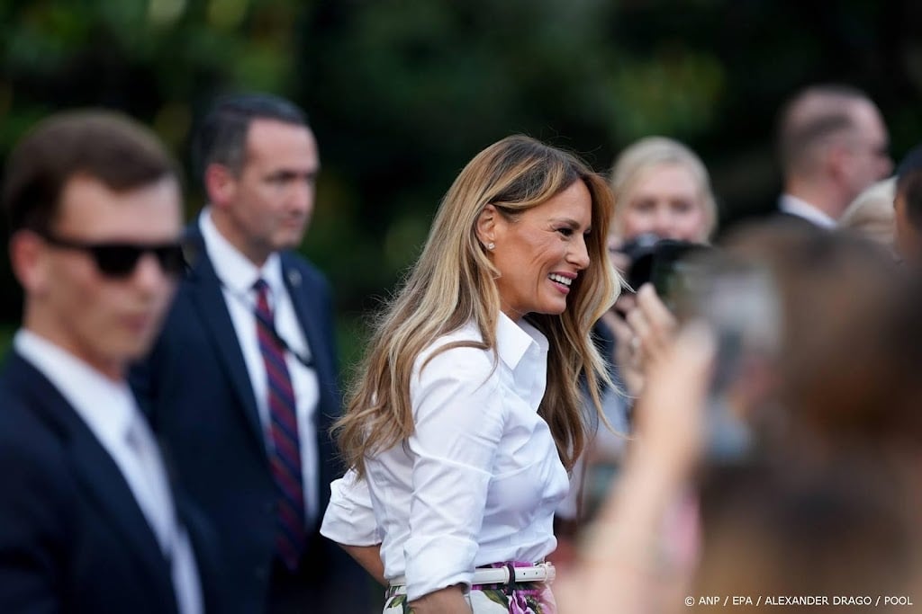 Bronnen: Melania laat Trump alleen naar NAVO-top in Den Haag gaan