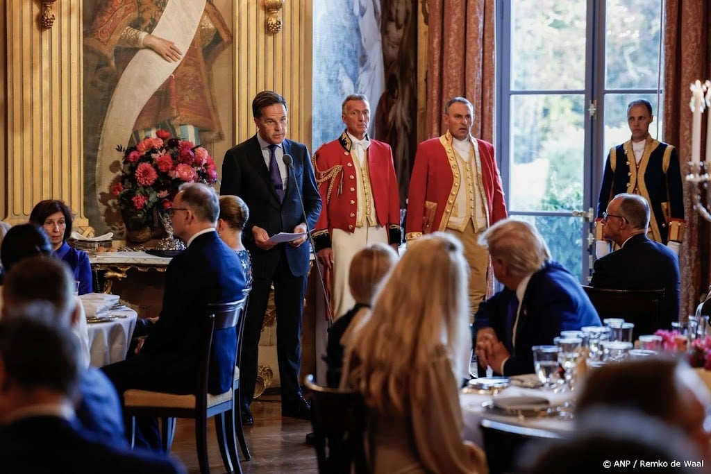 Rutte in tafelrede: diner op paleis helpt top tot succes te maken