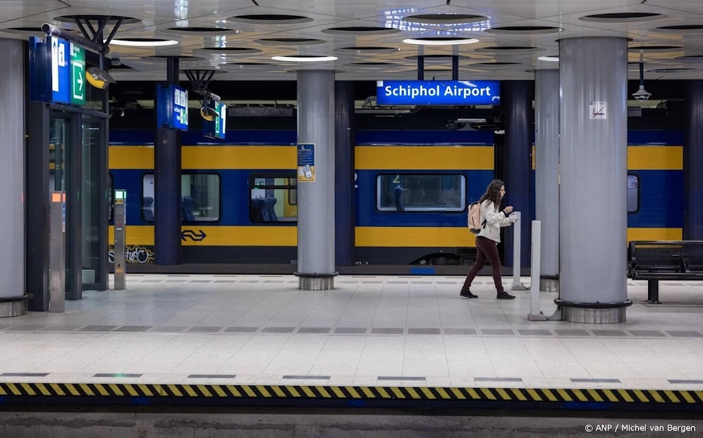 ProRail: kabels Schiphol hersteld, treinverkeer wordt opgestart