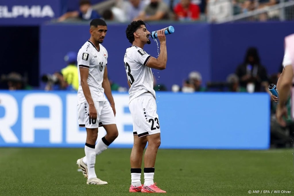 Infantino verdedigt drinkpauzes op WK: rustmomenten zijn nodig