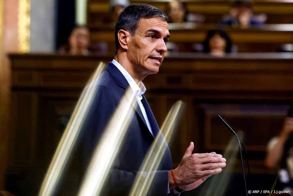 Premier Spanje verdedigt zich in parlement na corruptieschandalen