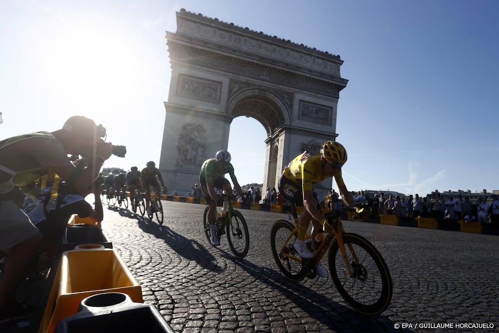 Vingegaard bezorgt Jumbo-Visma eindzege in Tour de France