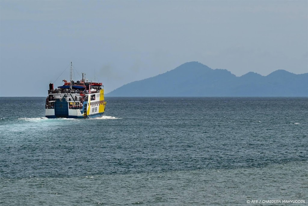 15 doden en 19 vermisten nadat ferry zinkt in Indonesië 