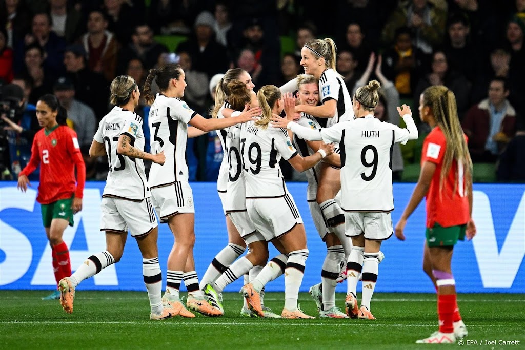 Duitse voetbalsters beginnen WK met ruime overwinning op Marokko