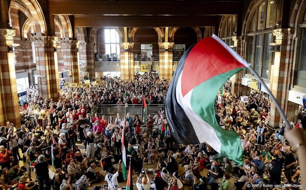 Duizenden activisten op stations willen einde hongersnood in Gaza
