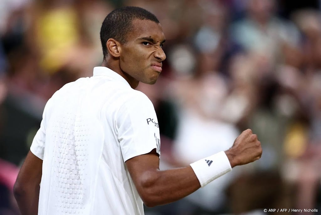 Tennisser Auger-Aliassime keert terug naar het ABN AMRO Open