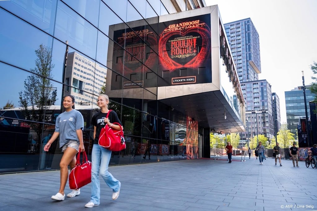 Première & JULIET toch uitgesteld door waterschade Beatrixtheater