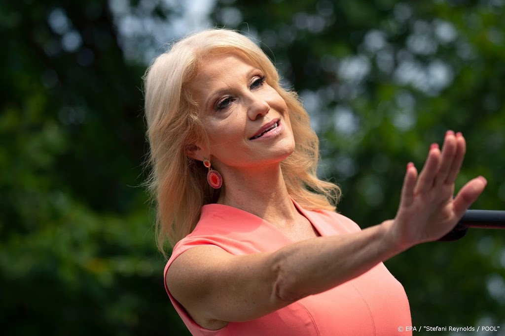 Trump-adviseur Conway stopt 