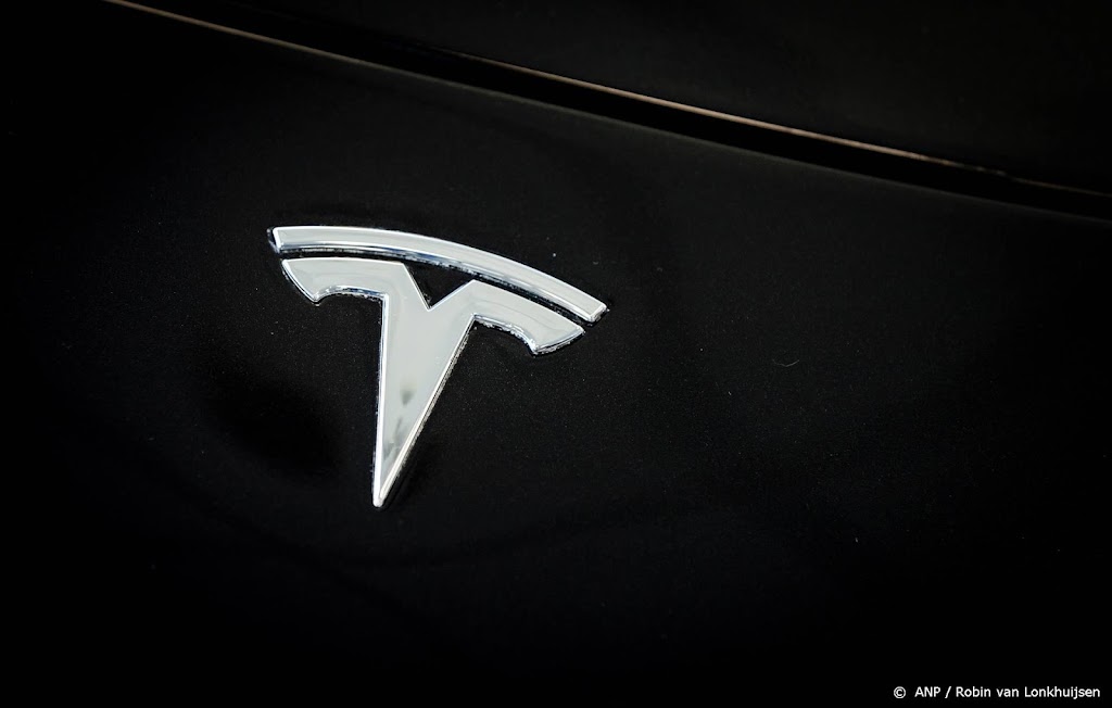 Baas Tesla: klant moet niet klagen over rijhulpsysteem in testfase