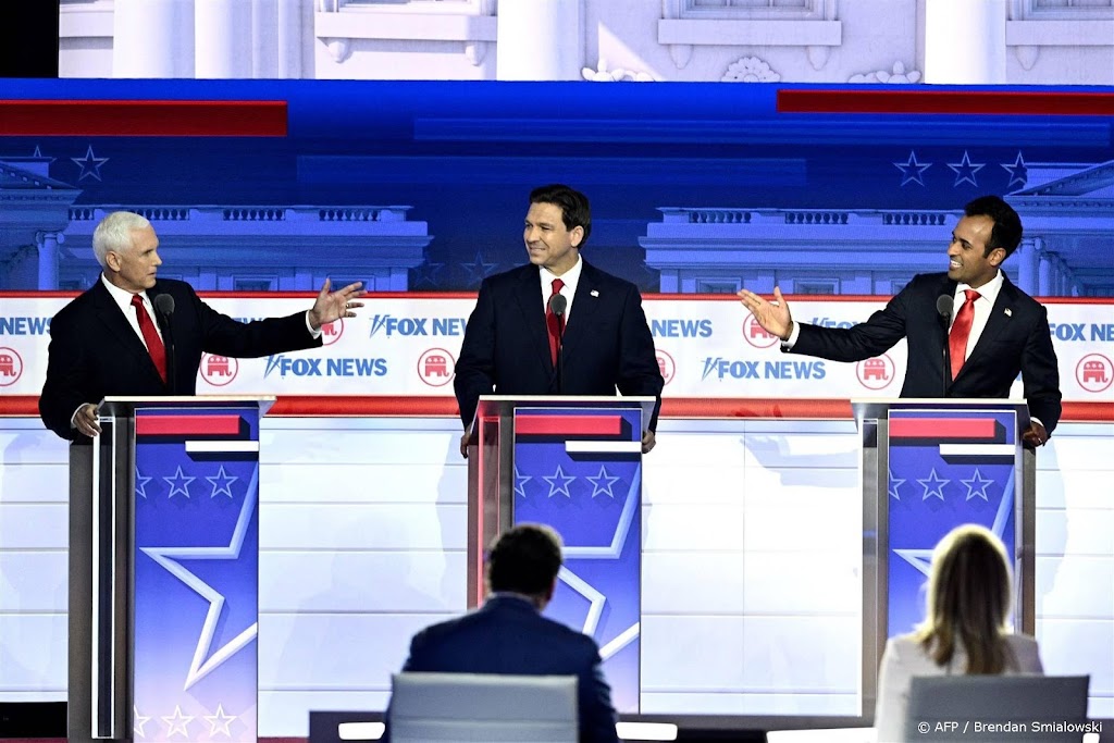 Republikeinen discussiëren fel in eerste presidentiële debat VS