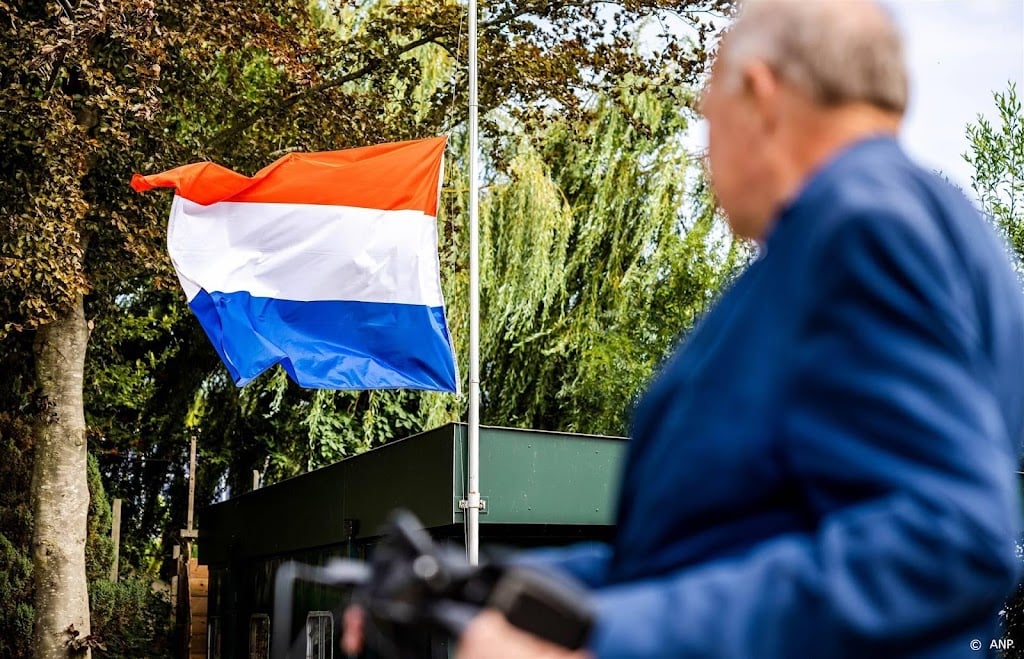 Nieuw-Beijerland herdenkt slachtoffers drama, onderzoek loopt nog