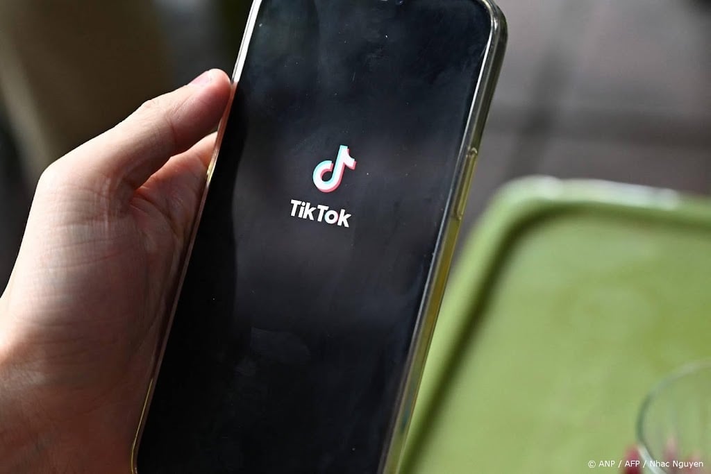 Rapport wijst op Colombiaanse ronselcontent op Facebook en TikTok