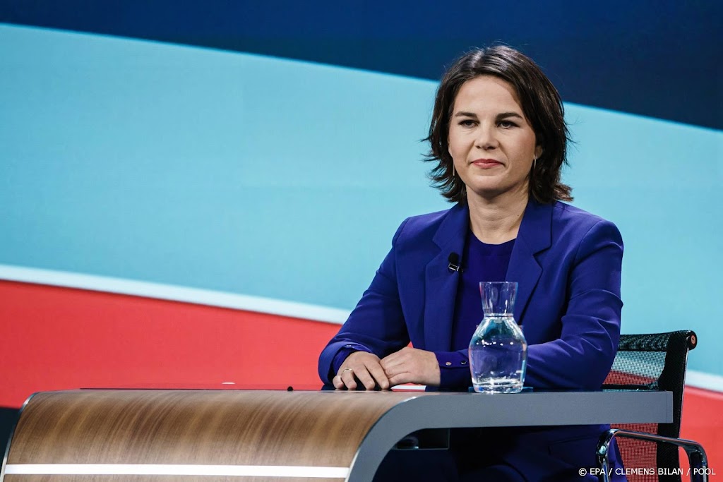 Kanselierskandidate van De Groenen verschijnt op klimaatprotest
