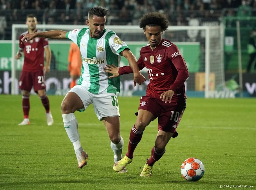 Bayern ook met tien man te sterk voor Fürth