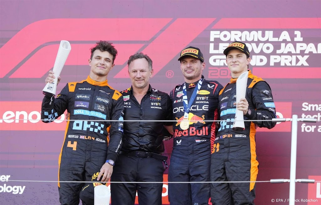 Verstappen na 'geweldige zege' vooral trots op teamtitel Red Bull
