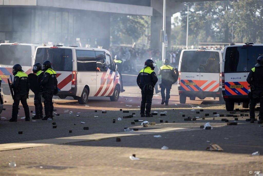 Politievakbond ACP: tijd dat clubs en KNVB hard optreden