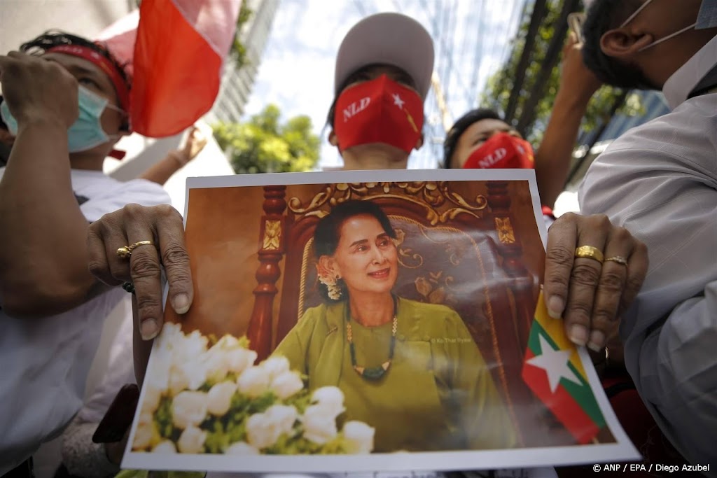 Paus wil Myanmarese Aung San Suu Kyi onderdak bieden in Vaticaan