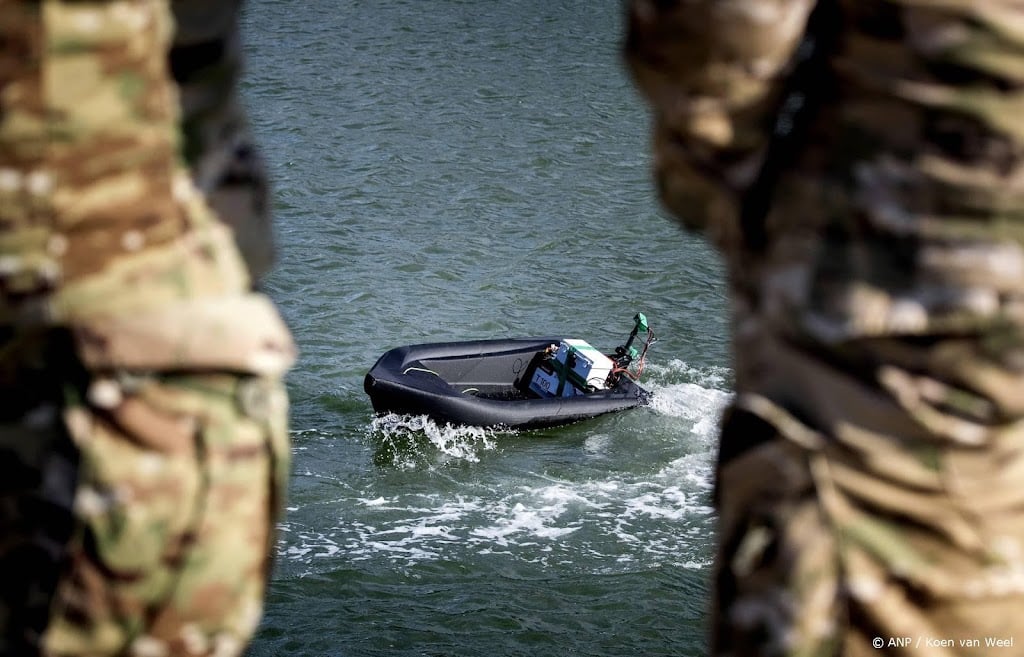 Speciale NAVO-eenheden oefenen in Den Helder met zeedrones