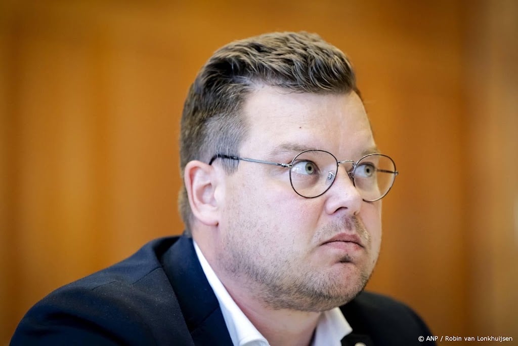 Vitesse neemt afscheid van voormalig directeur Mansvelder