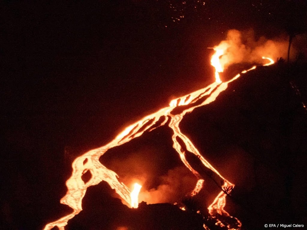 Nieuwe krater zorgt voor extra lavastroom La Palma