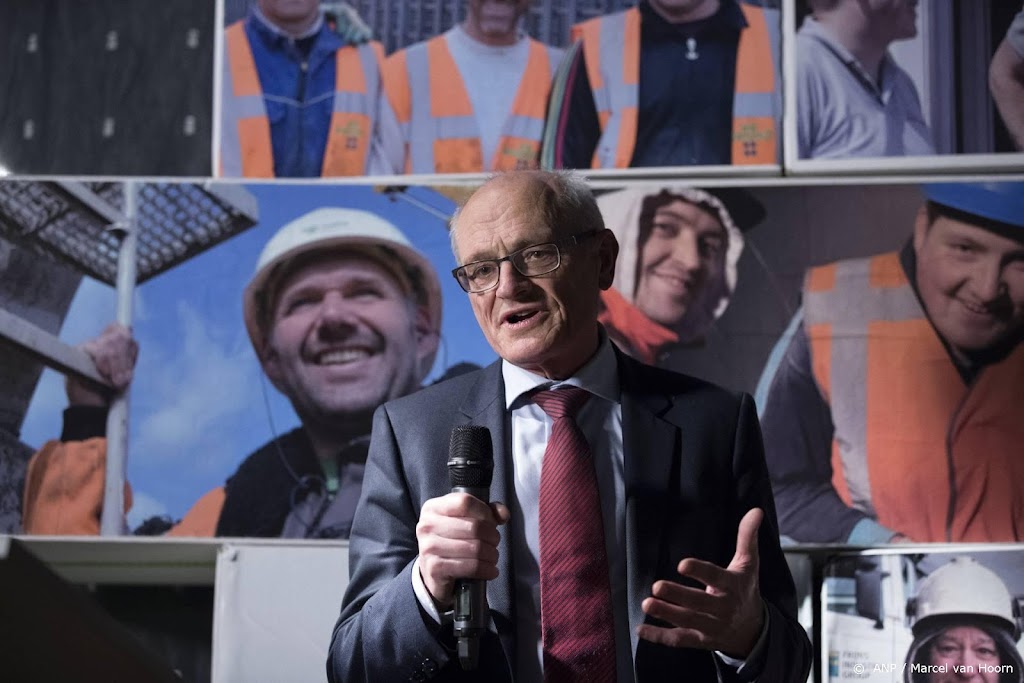 Miljonair Sanderink blijft baas Centric, OM stapt naar rechter