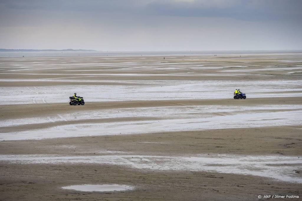 Zoektocht naar vermisten na aanvaring bij Terschelling gaat door