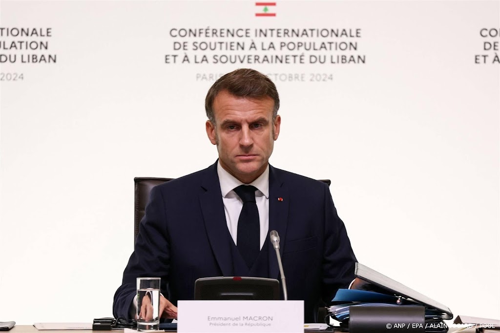 Macron geeft op conferentie geld voor versterking leger Libanon 